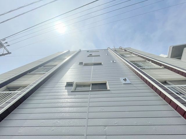 広島市西区三滝本町のマンションの建物外観