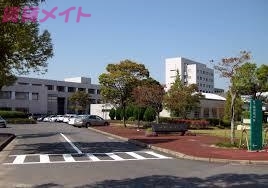 【いなべ市大安町南金井のマンションの大学・短大】