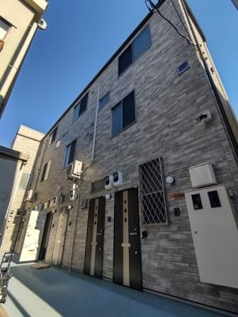 【板橋区大山金井町のアパートの建物外観】