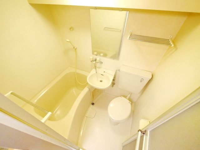 バス・シャワールーム　★お問い合わせはタウンハウジング聖蹟桜ヶ丘店まで★