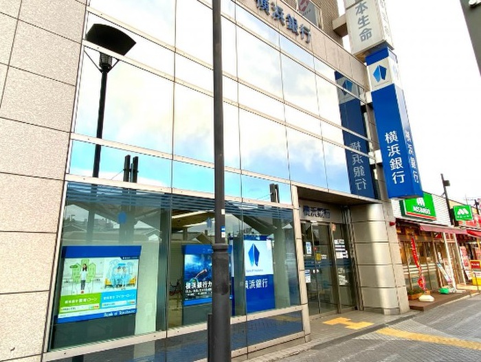 銀行　横浜銀行十日市場支店（銀行）まで1466m