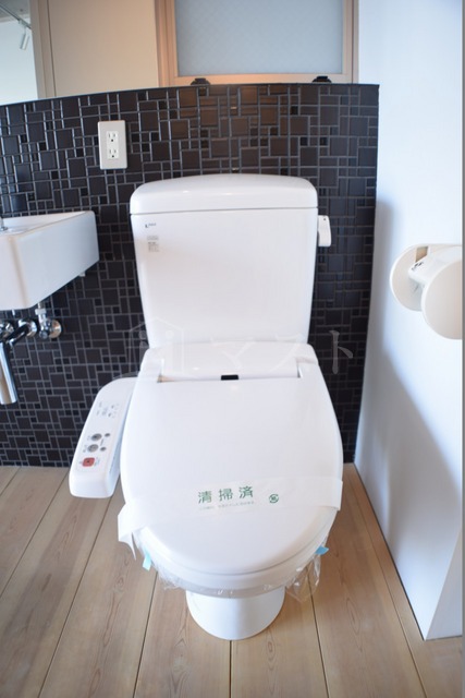 トイレ　別部屋参考写真