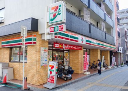 コンビニ　セブンイレブン 南市岡三丁目（コンビニ）まで124m