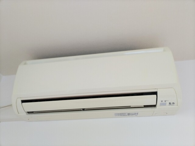 その他　★７．６帖の洋室にエアコンが付いています★