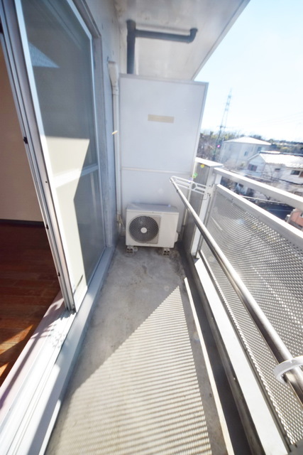 バルコニー　～今日は朝からお洗濯っ～