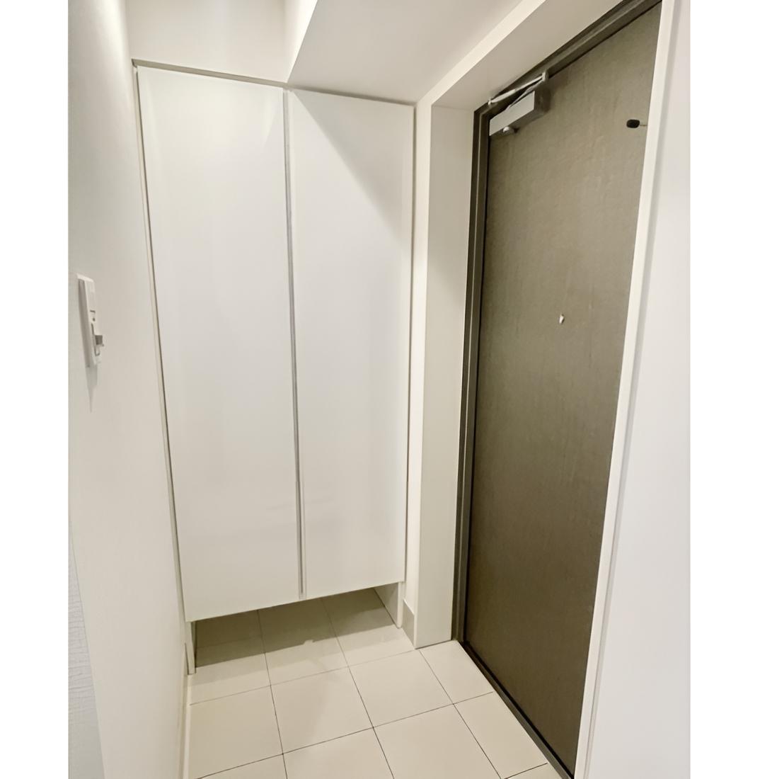 玄関　☆シューズボックス付き玄関スペース☆