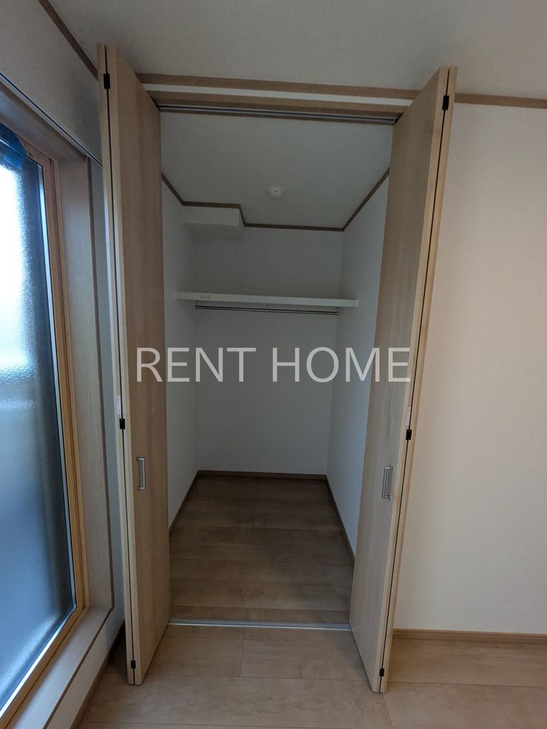 収納　ウォークインクローゼット