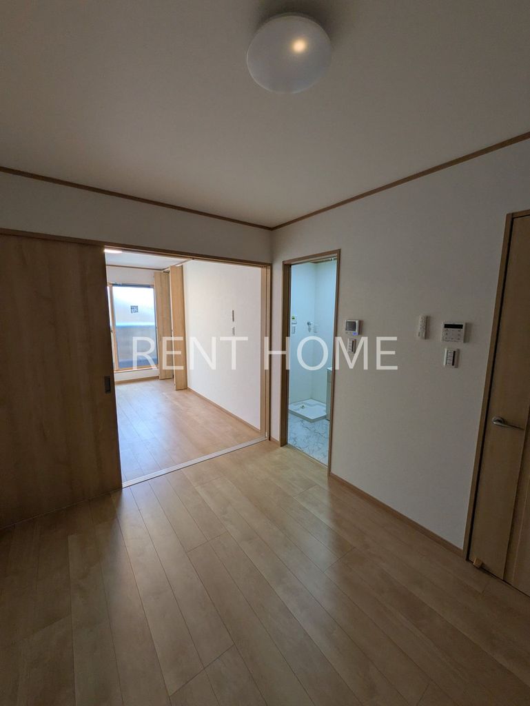 居室・リビング　ダイニングキッチン～洋室