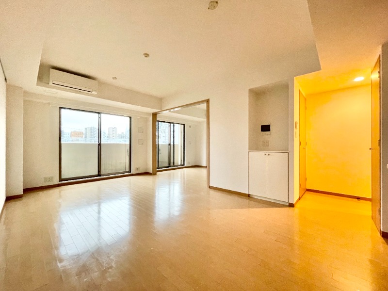 居室・リビング　南向きの明るいお部屋です♪