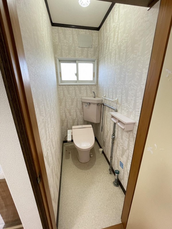 トイレ　トイレ