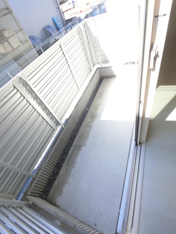 バルコニー　図面と現状に相違がある場合には現状を優先