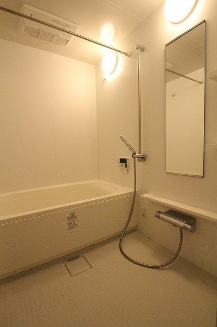 バス・シャワールーム　同物件別号室