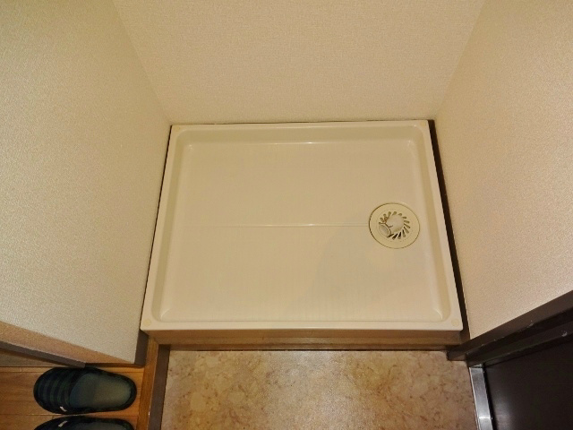 洗面設備　洗濯機置き場