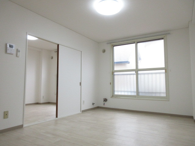 居室・リビング　リビング