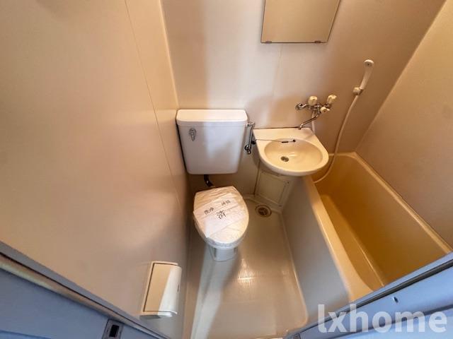 トイレ　落ち着いたトイレです