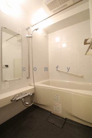 バス・シャワールーム　追い焚き・浴室乾燥機付き