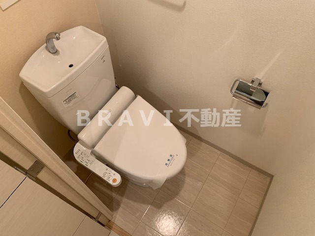 トイレ　【スワンズシティ天満橋】コンパクトで使いやすいトイレです