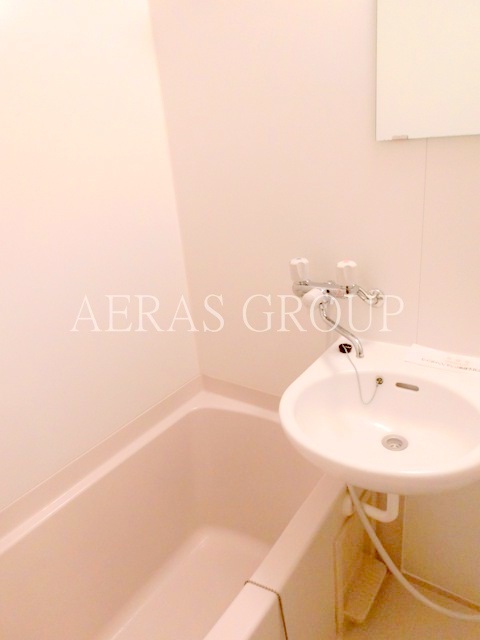 バス・シャワールーム　別部屋参考写真