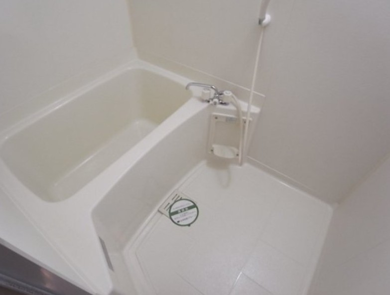 バス・シャワールーム　※別部屋参考写真