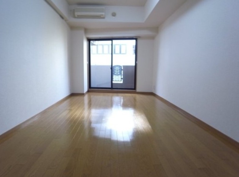 居室・リビング　※別部屋参考写真