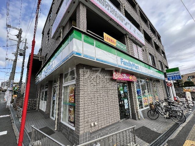 コンビニ　ファミリーマート 豊津駅前店（コンビニ）まで406m