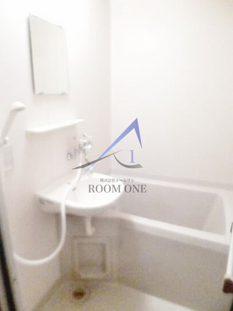 バス・シャワールーム　お風呂です。
