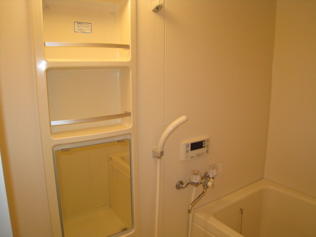 バス・シャワールーム　追焚給湯付きバスルーム※同タイプ参考写真