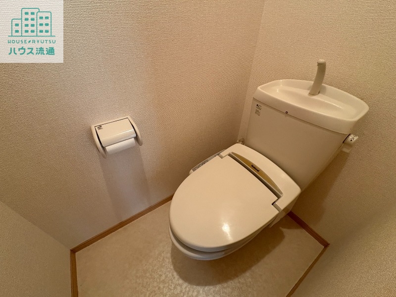 トイレ　※別号室の写真です