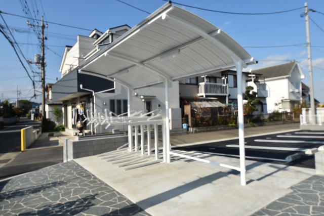 その他共有部分　★敷地内に屋根付きの駐輪場がございます★
