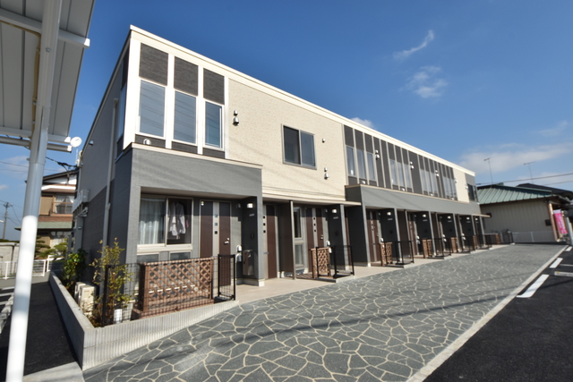 建物外観　★お部屋探しは（０４６－２３６－３９３９）住まナビＮＥＸＴ★
