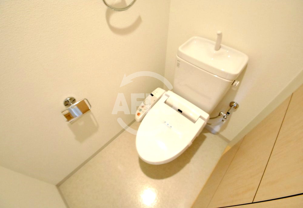 トイレ　アーバネックス北浜　シャワートイレ