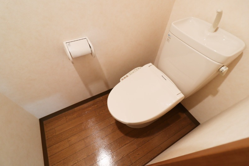 トイレ　図面と現状に相違がある場合には現状を優先