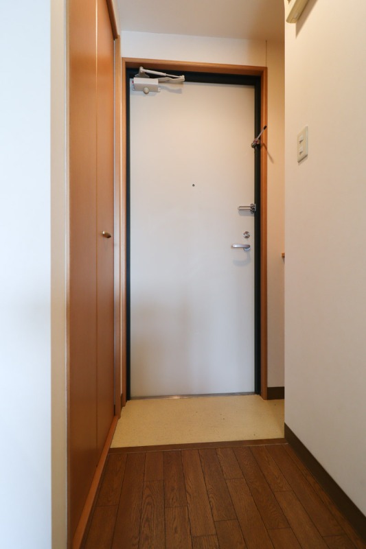 玄関　図面と現状に相違がある場合には現状を優先