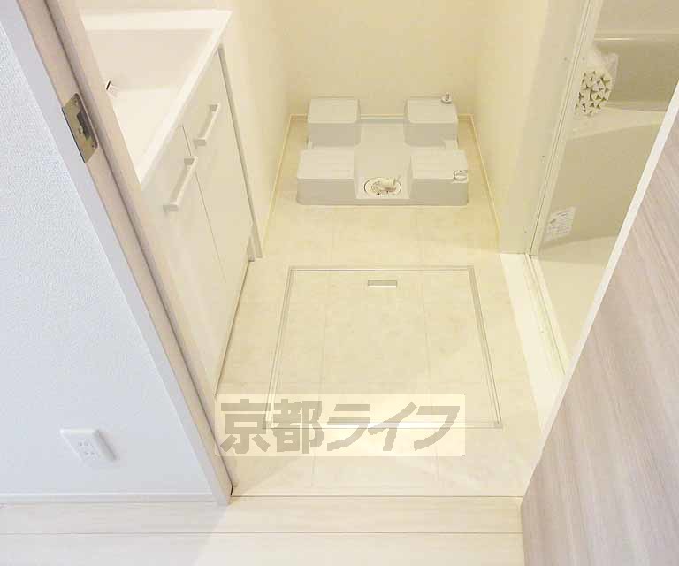 洗面設備　脱衣洗面所・