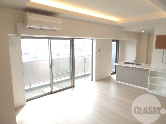 居室・リビング　明るいお部屋です♪