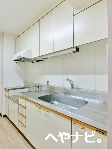 キッチン　※別号室写真です。