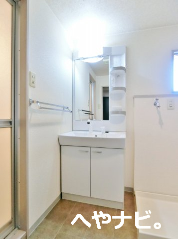 洗面設備　※別号室写真です。