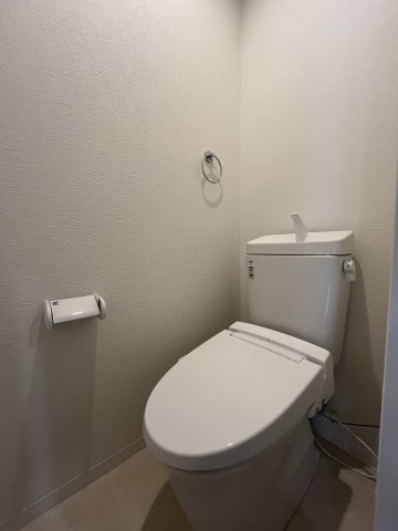 トイレ　※同物件別号室