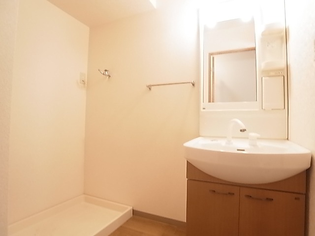 洗面設備　同一物件参照