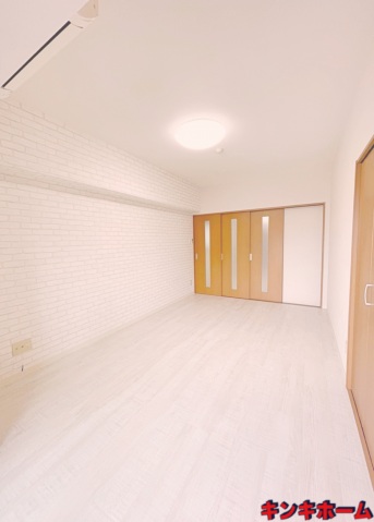居室・リビング　写真は別のお部屋です。