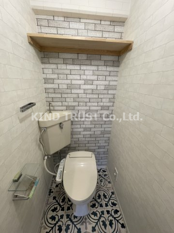 トイレ　落ち着いたトイレです