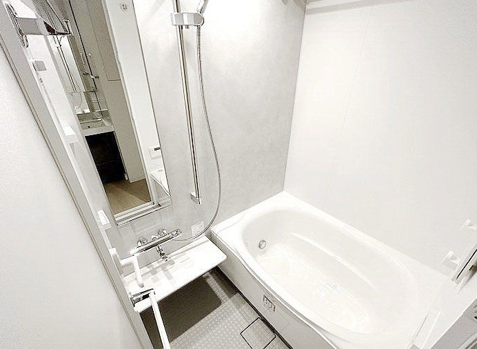 バス・シャワールーム　※別部屋の参考写真です。