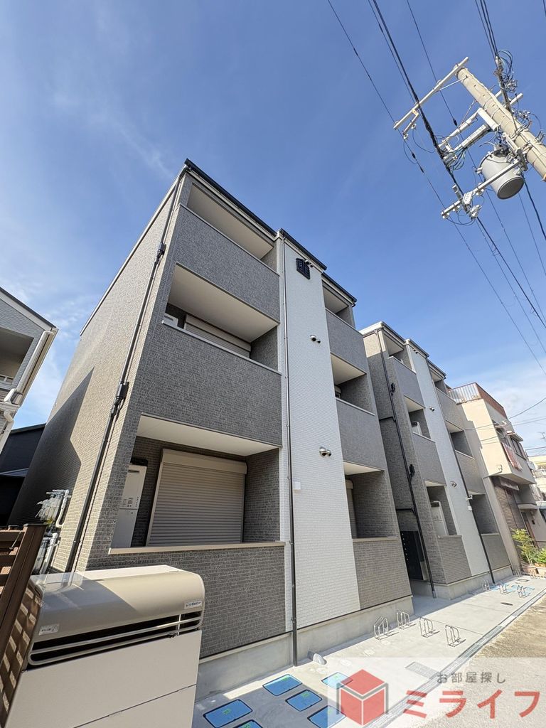 建物外観　シンプルで飽きのこない外観デザイン