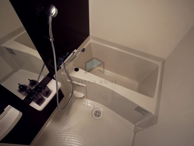 バス・シャワールーム　ゆったり過ごせるお風呂です