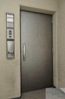 エントランス　エントランス