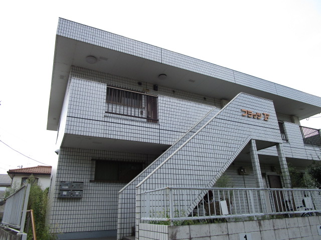 建物外観　☆鉄骨造2階建ての物件です☆