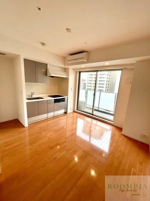 居室・リビング　※同タイプの別のお部屋です。