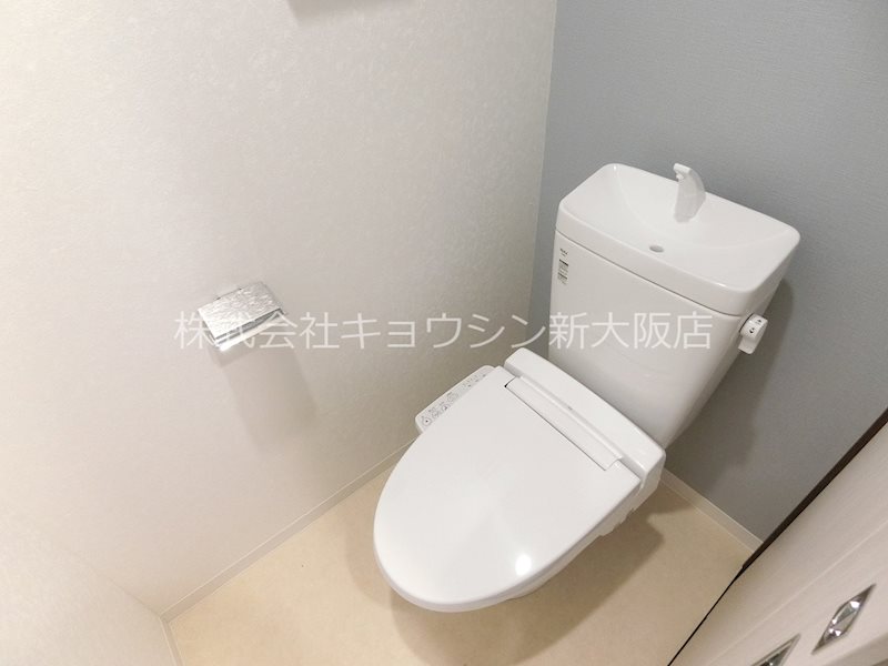 トイレ　同一タイプ。別部屋写真。