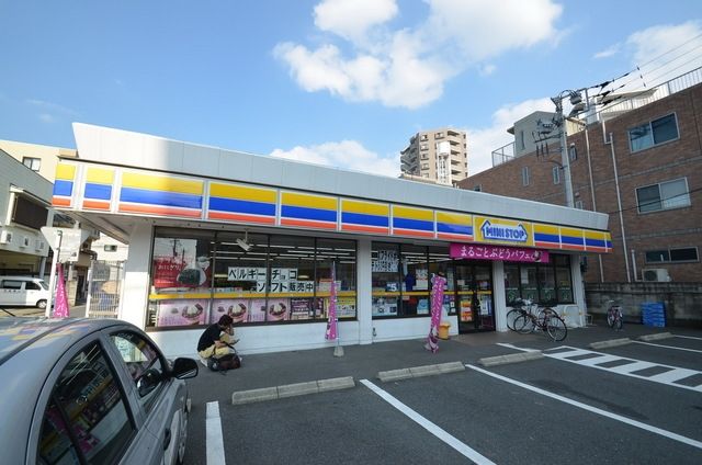 コンビニ　ミニストップ土呂駅前店（コンビニ）まで387m