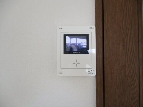 セキュリティ　防犯性の高いＴＶモニター付きです